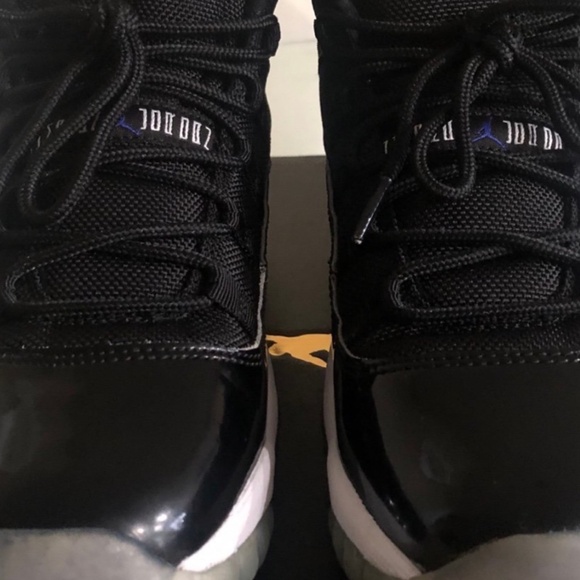 Air Jordan 11 Retro BG Black/Concord White - Picture 4 of 8